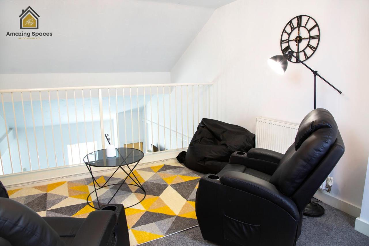 Large Unique 2 Bedroom Duplex Apartment With Private Parking & Free Wifi - Vat Qualifying By Amazing Spaces Relocations Ltd Warrington (Cheshire) Exterior foto